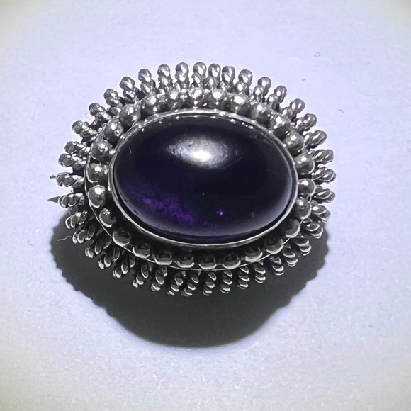 Vintage Sterling Silver Purple Cabochon Brooch - Picture 6 of 12